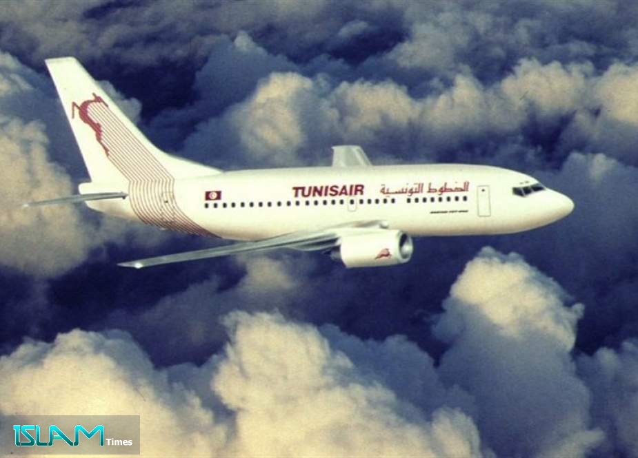 موظفو المطارات في تونس يخططون لإضراب عام