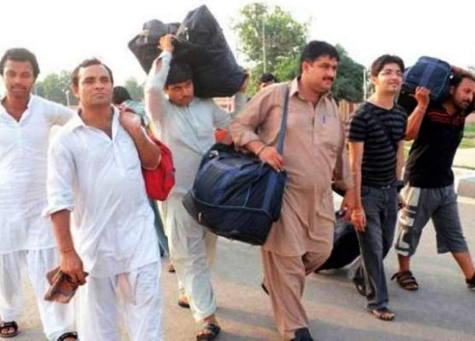 سعودی حکومت نے مزید ایک سو پاکستانیوں کو بے دخل کر دیا