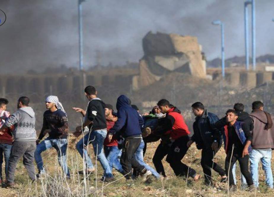 دو شهید و 242 زخمی در پی حمله ی کورکورانه ی تک تیراندازان صهیونیستی به سوی تظاهرات کنندگان فلسطینی