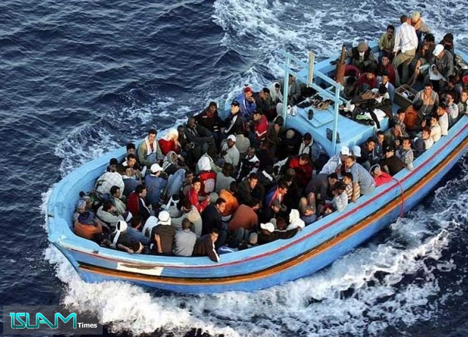 إنقاذ 141 مهاجراً قبالة السواحل الليبية