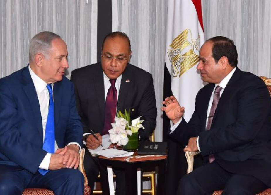 Benjamin Netanyahu with Abdel Fattah al-Sisi.jpg