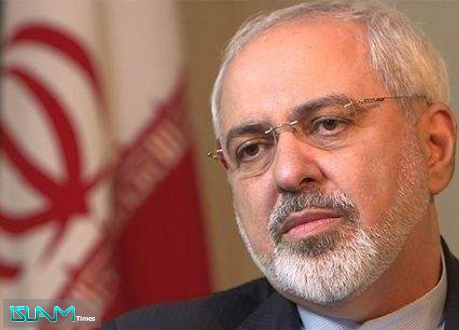 ظريف: إيران لن تتراجع عن حقها في بحر الخزر