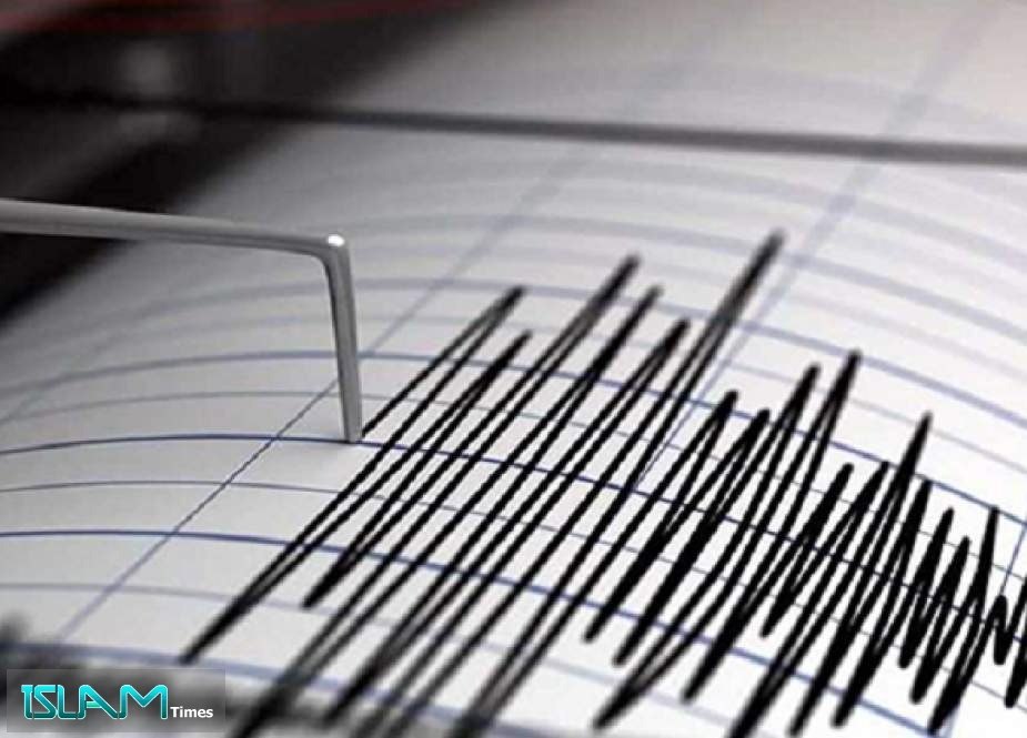 زلزال بقوة 4.9 درجة يضرب وسط إيطاليا