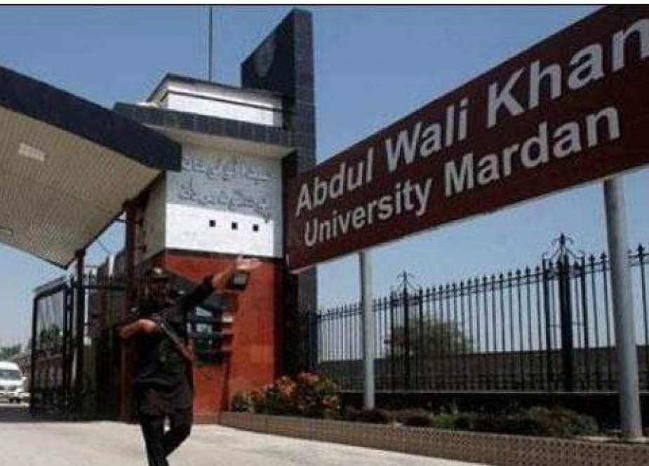 کرپشن کا الزام، عبدالولی خان یونیورسٹی مردان کے 2 ملازمین کے جسمانی ریمانڈ میں توسیع