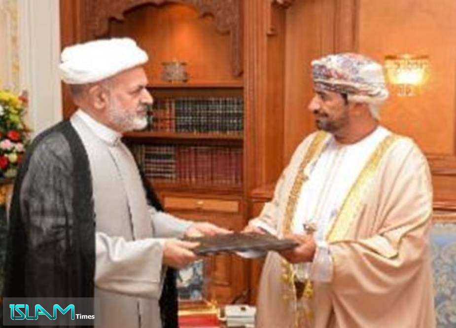رسالة خطية من الرئيس روحاني إلى سلطان عمان