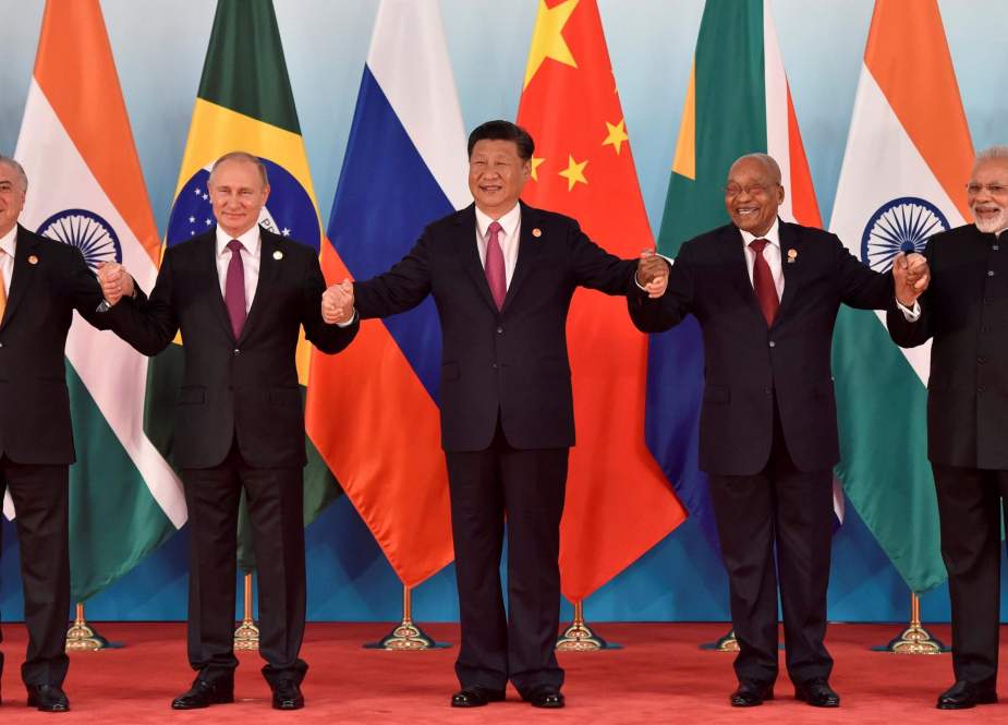 Kepala-kepala negara BRICS dalam KTT 2017 di Cina