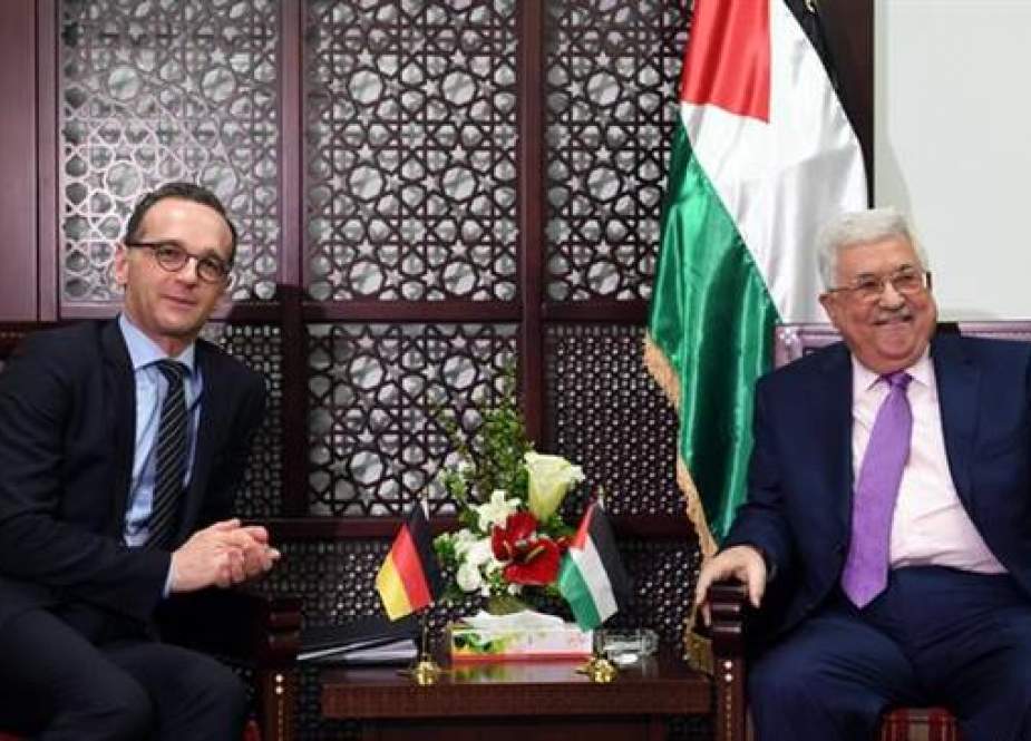 Heiko Maas and  Mahmoud Abbas.jpg