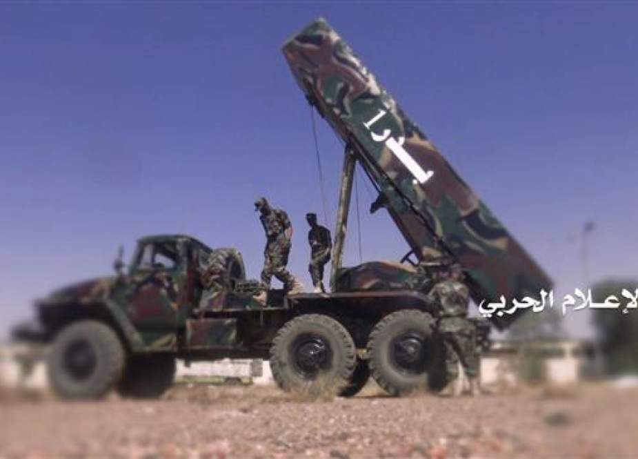 In this file picture, Yemeni forces prepare to launch a domestically-manufactured Badr-1 ballistic missile at a military site in Saudi Arabia’s southern border region of Najran. (Photo by Yemen’s Joint Operations Command)