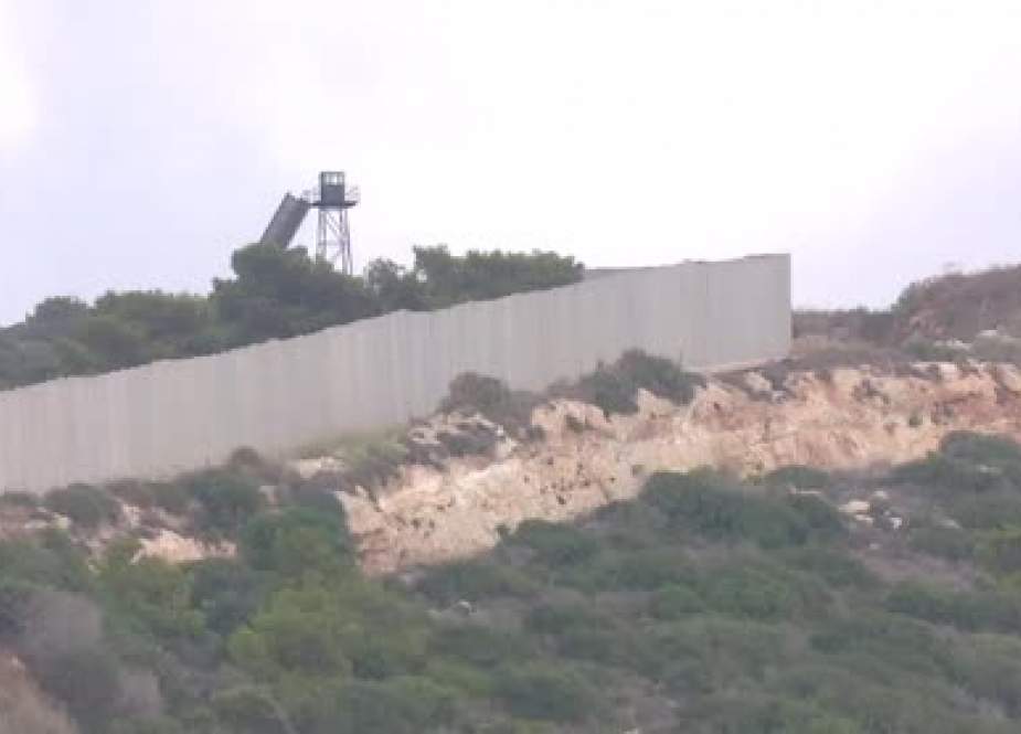 Tembok Israel yang dibangun diperbatsan Lebanon