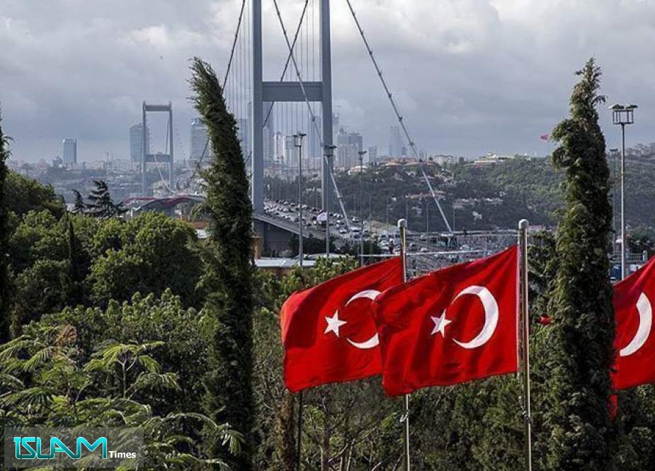تركيا تتفاوض مع أذربيجان للانتقال إلى العملة الوطنية بالتجارة