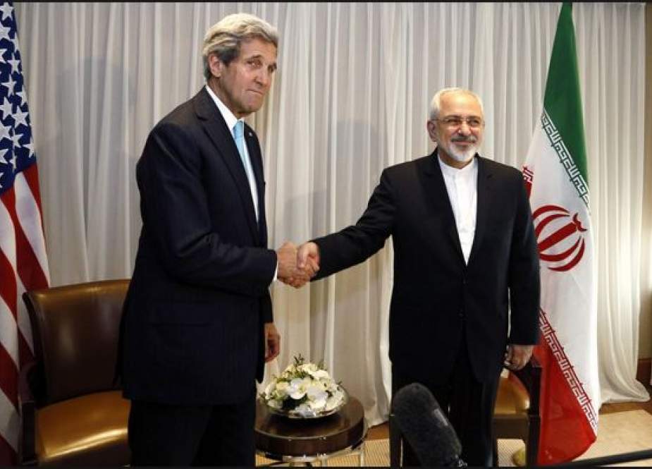 Iranian Foreign Minister Mohammad Javad Zarif and former US secretary John Kerry