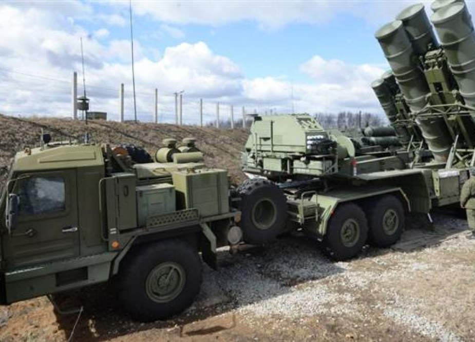 This file picture shows sophisticated Russian-made S-400 anti-aircraft missile systems in an undisclosed location in Russia. (Photo by Sputnik news agency)