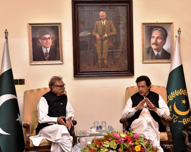 وزیراعظم عمران خان کے پہلے دورہ کراچی کی تصویری جھلکیاں