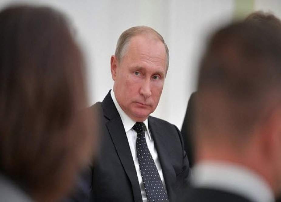 پوتین:موضعم درباره مقصرسرنگونی هواپیمای روسی موضع وزارت دفاع است