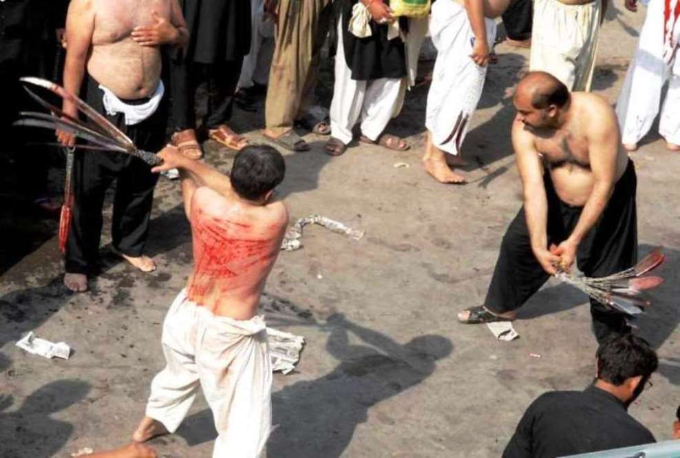 لاہور میں یوم عاشور کے مرکزی جلوس کے مناظر