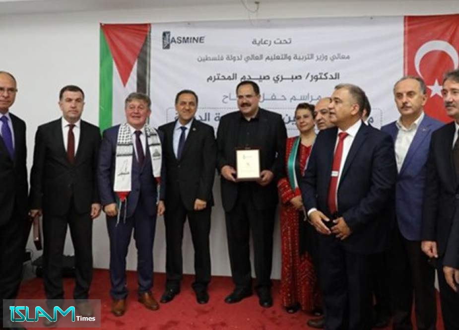 افتتاح أول مدرستين فلسطينيتين في تركيا