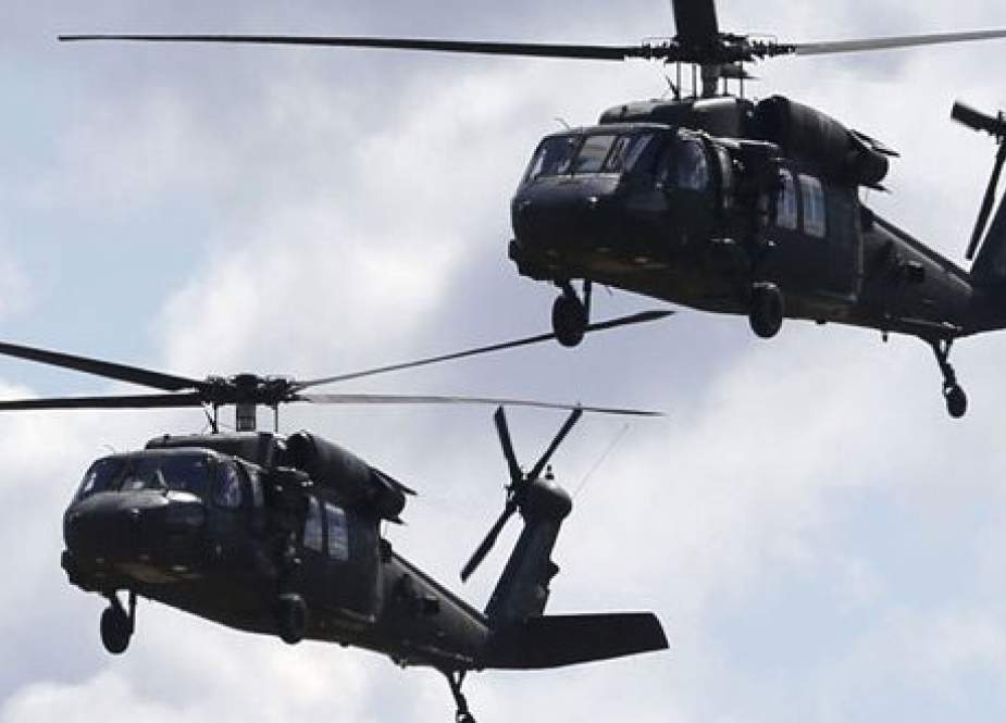 Helikopter AS, mentransfer tokoh ISIS.jpg