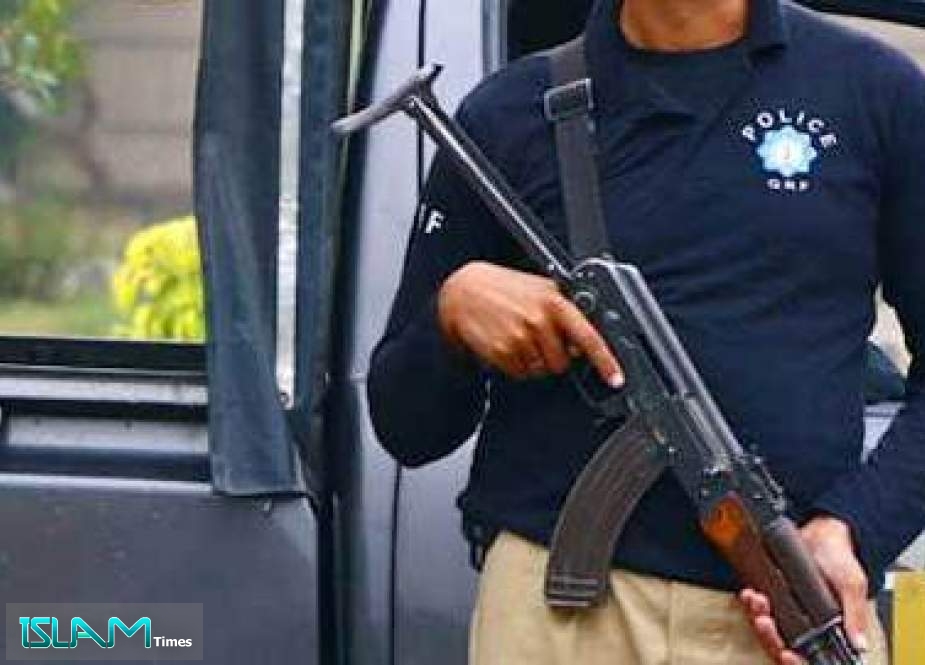 پشاور، صحافی پر پولیس تشدد، کے ایچ یو جے کی شدید مذمت
