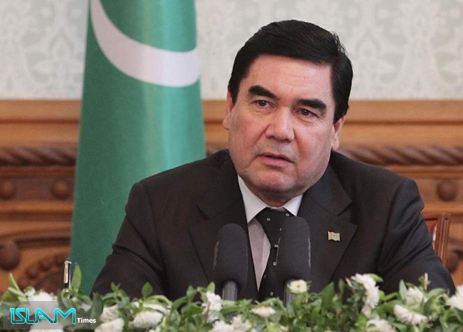 الرئيس التركمانستاني يعزي بضحايا الاعتداء الإرهابي في أهواز
