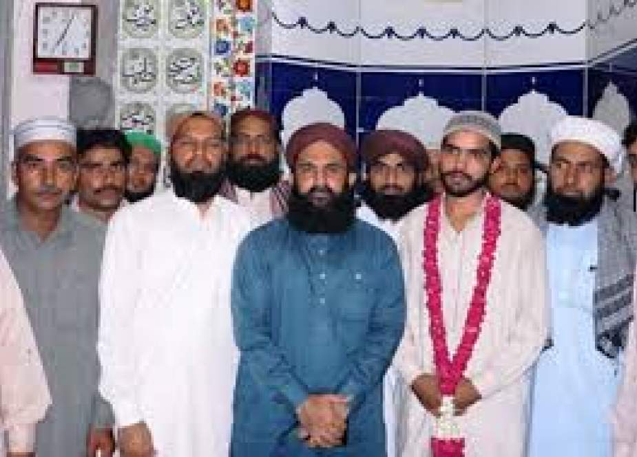 پاکستان کو دھمکیاں دینے والا بھارت پہلے اپنا ملک تو سنبھالے، زاہد حبیب قادری