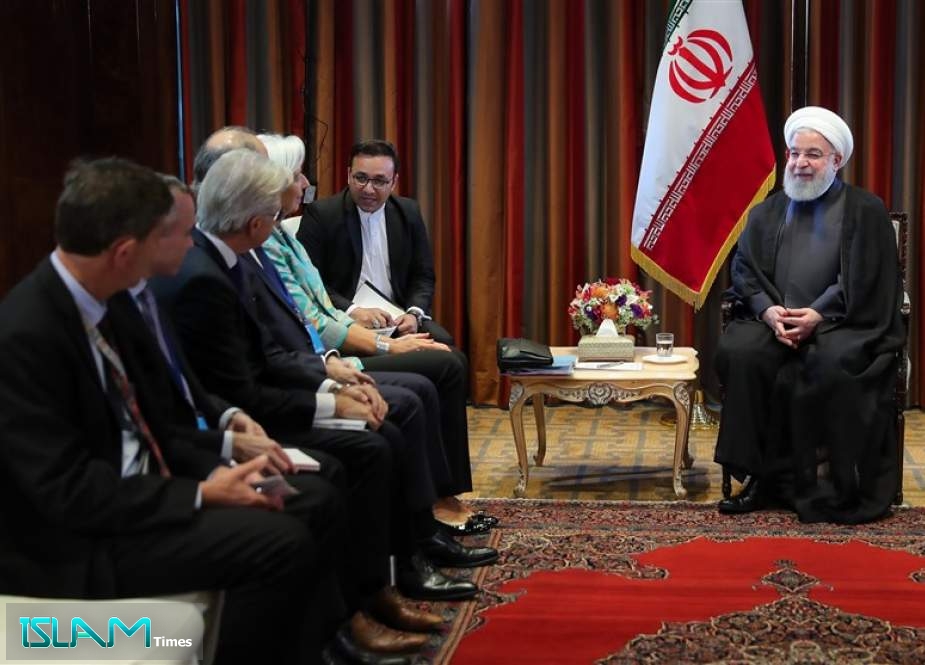 روحاني: مسؤولية صندوق النقد الدولي دعم أعضائه لمواجهة العقوبات المصرفية