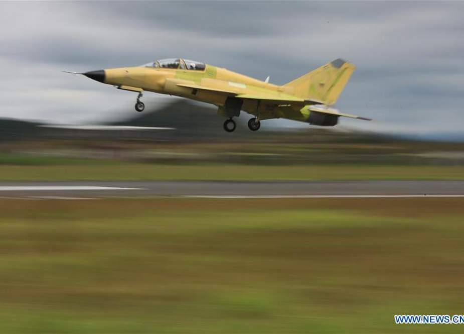 China’s new FTC-2000G versatile aircraft is taking off for its maiden flight in Anshun, southwestern China, on September 28, 2018. (Photo by Xinhua)