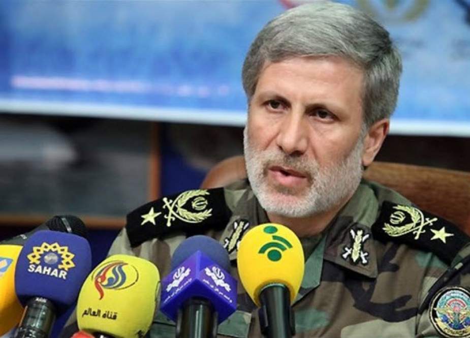 وزیر دفاع: تروریست‌ها باید منتظر‌ اقدامات بعدی و "انتقام‌ سخت ایران" باشند