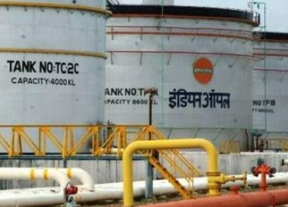 India oil storage.jpg