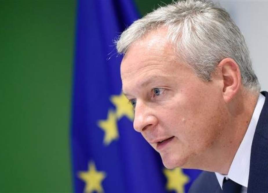 French Economy and Finance Minister Bruno Le Maire speaks during a press conference after a Eurogroup meeting at the EU headquarters in Luxembourg on October 1, 2018. (Photo by AFP)