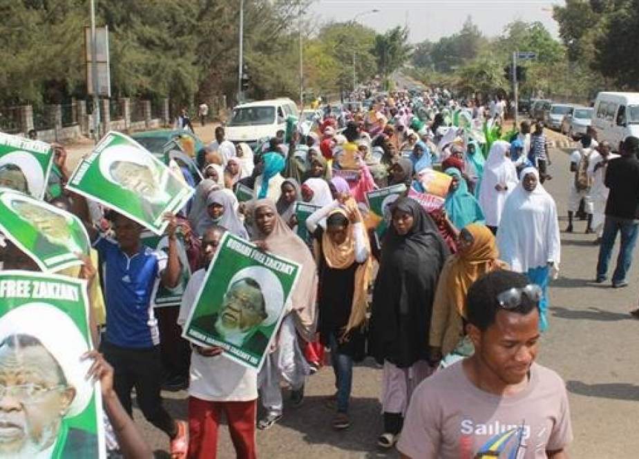 File photo of Nigerian protesters demanding the release from jail of their cleric leader Sheikh Ibrahim El-Zakzaky in Abuja.