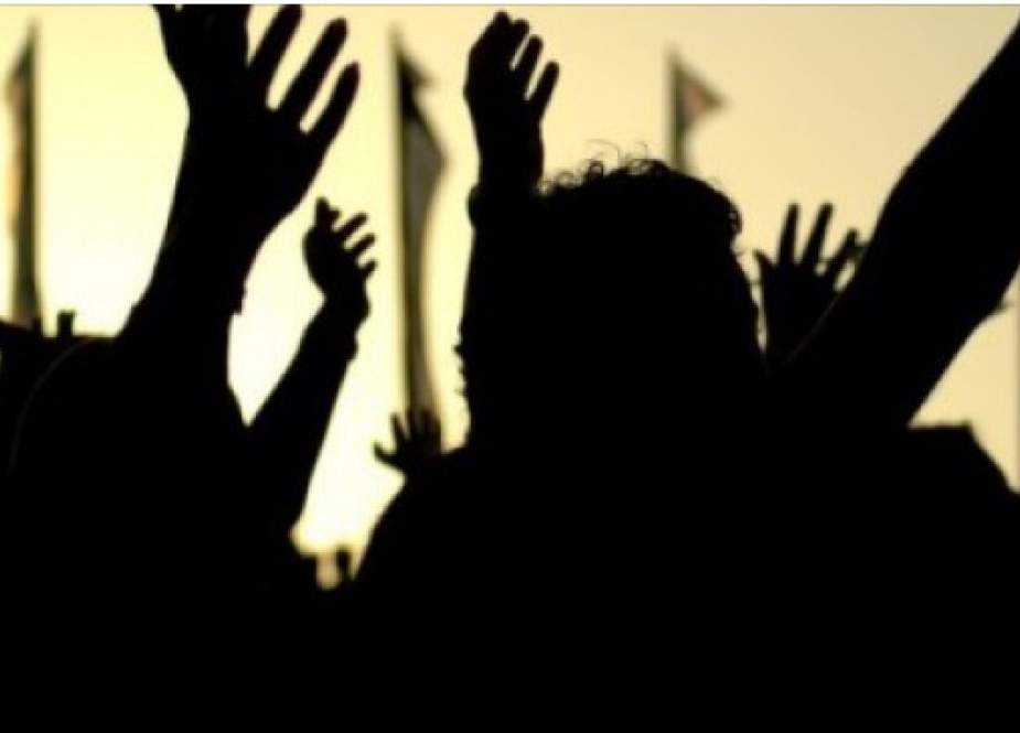 پشاور میں شہباز شریف کی گرفتاری کیخلاف لیگی خواتین کا مظاہرہ