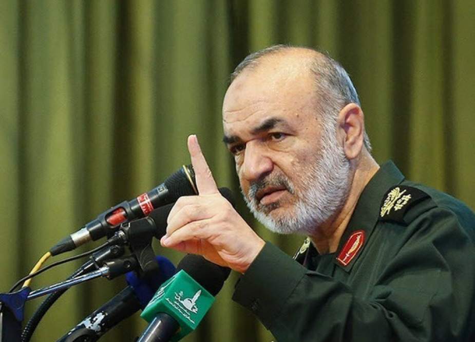 سردار سلامی: دشمنان ائتلاف وسیعی برای تزلزل ‌امنیت ایران ‌تشکیل دا‌ده‌اند؛ در مقابل آنها ‌کوتاه نمی‌آییم‌