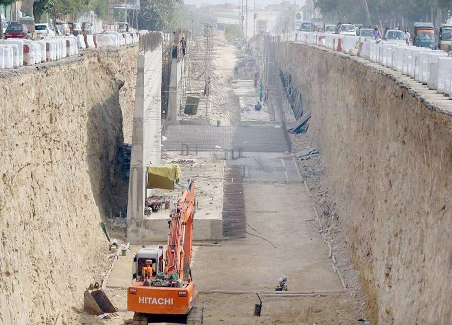 گرین لائن منصوبہ کی تعمیرات کراچی کے شہریوں کے لئے وبال جان