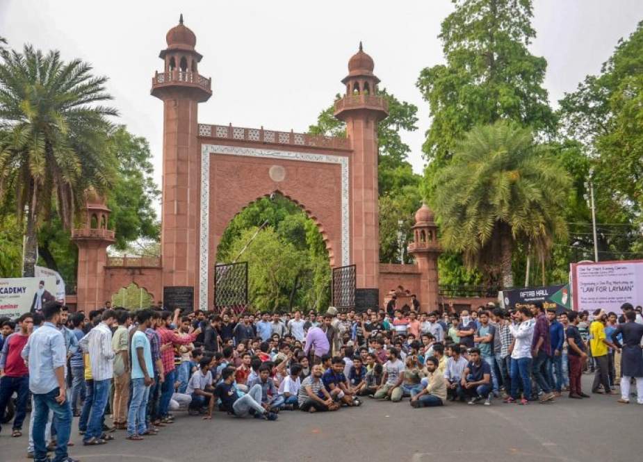 بغاوت کا الزام، کشمیری طلبہ کی علی گڑھ یونیورسٹی چھوڑنے کی دھمکی