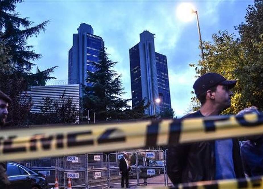 The Saudi consulate is cordoned off by Turkish police in Istanbul on October 15, 2018 during an investigation over missing Saudi journalist Jamal Khashoggi. (Photo by AFP)