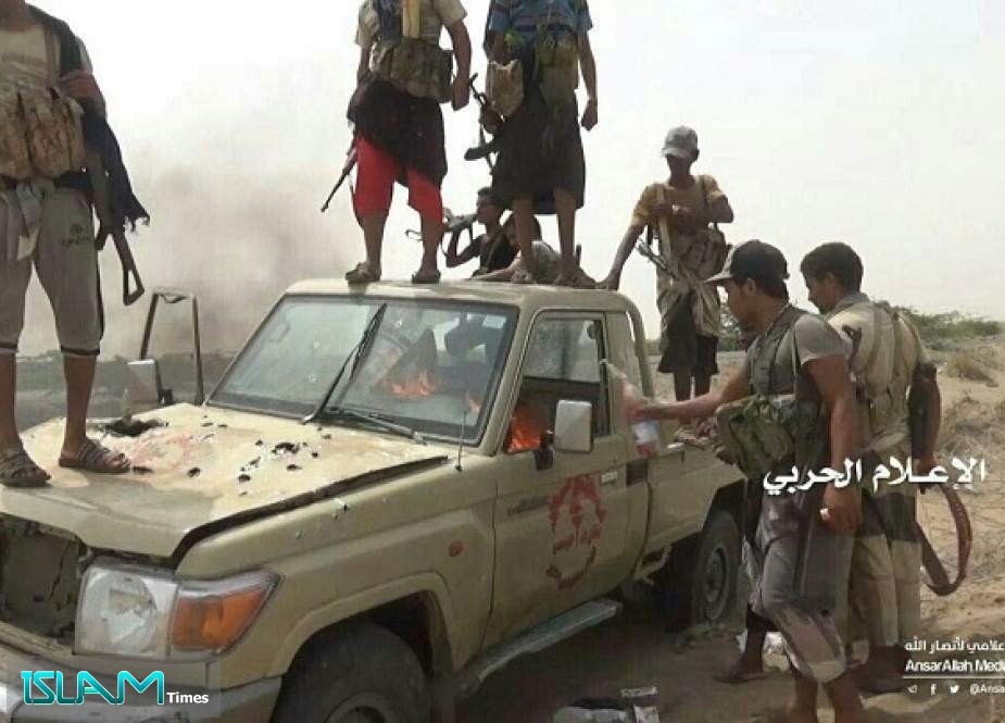 اليمن :تدمير وإحراق ثلاثة أطقم عسكرية لقوى العدوان بالساحل الغربي