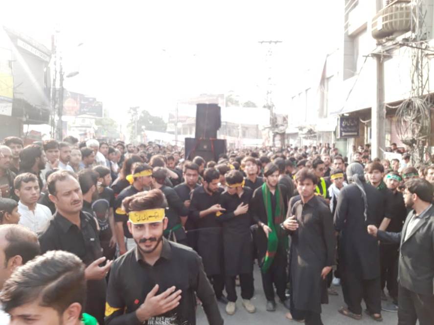 راولپنڈی میں چہلم امام حسین ؑ کا جلوس اور نماز کا اہتمام