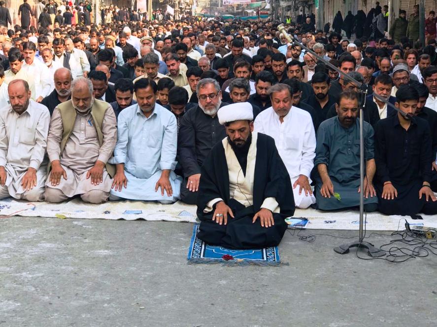راولپنڈی میں چہلم امام حسین ؑ کا جلوس اور نماز کا اہتمام