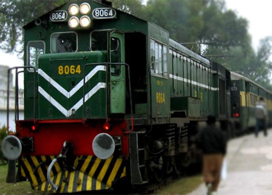صدر عارف علوی کراچی میں 11 سال سے بند لوکل ٹرین کا آج افتتاح کریں گے