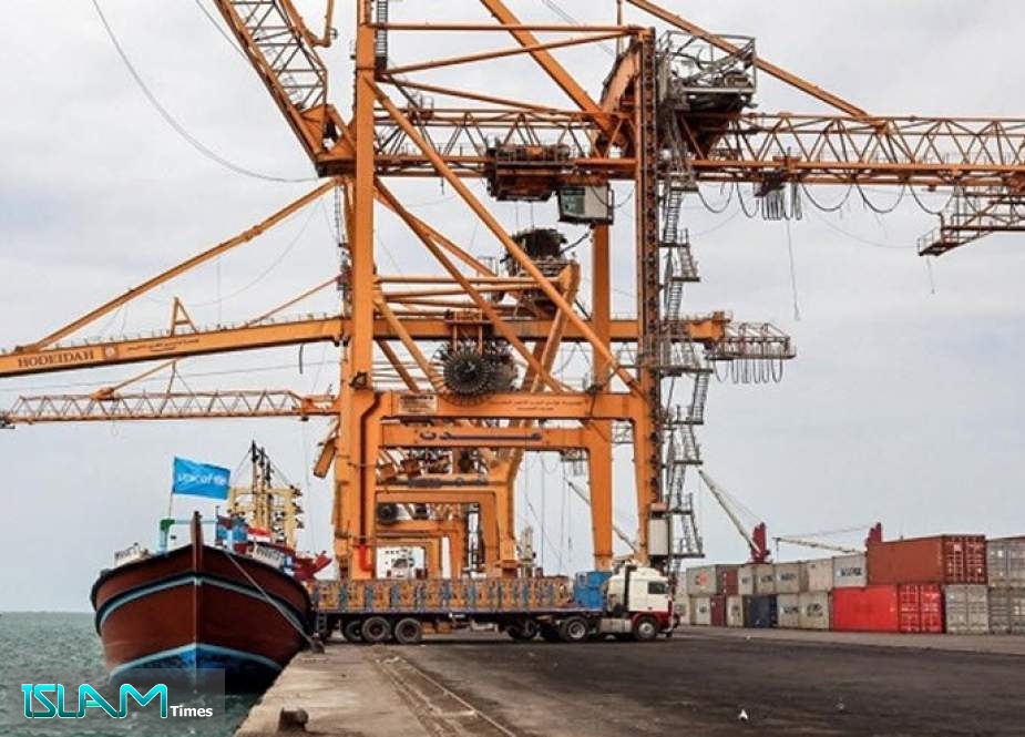 اليمن يؤكد استمرار خدمات مؤسسة موانئ البحر الأحمر