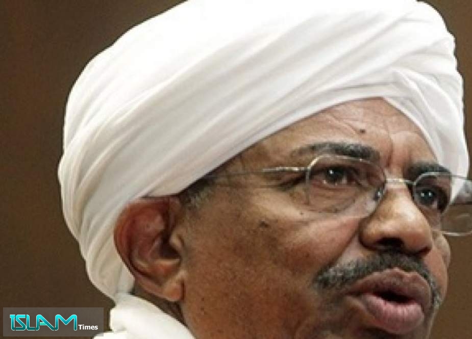 الرئيس السوداني يرفع التعاون العسكري مع تركيا