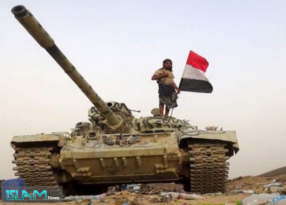 القوات اليمنية تقطع خطوطِ إمداد قوات العدو بالساحل الغربي