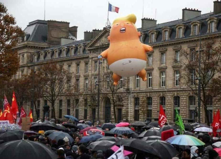 فرانس میں ہزاروں لوگوں کا ٹرمپ کے خلاف مظاہرہ