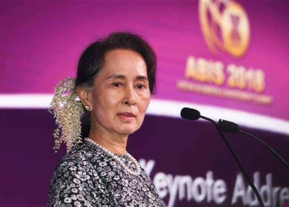 Myanmar State Counselor Aung San Suu Kyi speaks at a business forum on the sidelines of the 33rd Association of Southeast Asian Nations (ASEAN) summit in Singapore on November 12, 2018.
