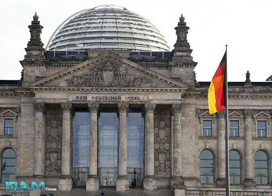 الكشف عن دعم مالي ألماني سري للمعارضة السورية