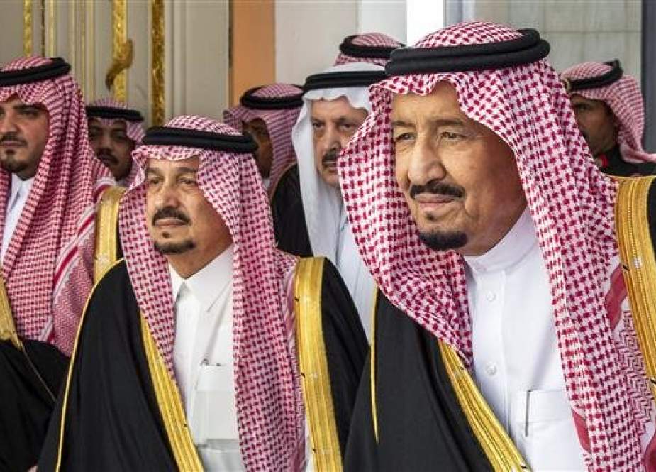 A handout picture provided by the Saudi Royal Palace on November 19, 2018, shows Saudi King Salman along with other members of the Royal family. (Photo by AFP)