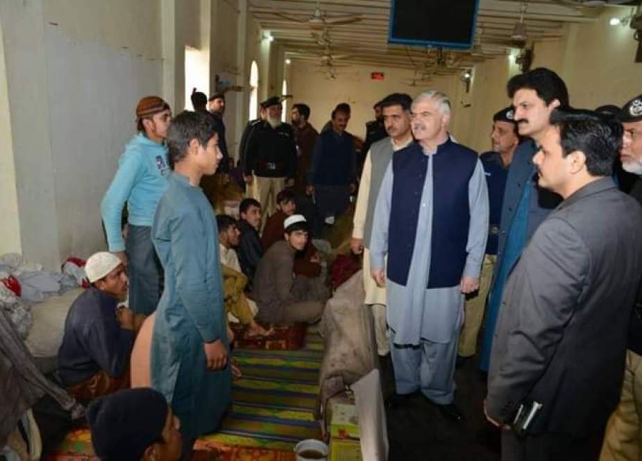 وزیراعلٰی محمود خان کا پشاور جیل کا اچانک دورہ