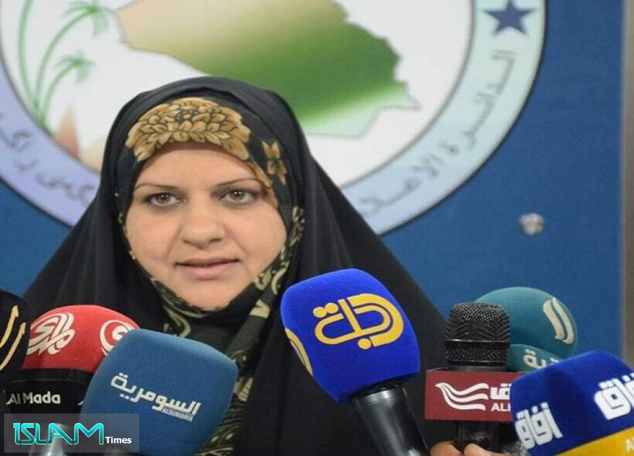 نائبة عراقية تحذر من سخط الشارع على الطبقه السياسية