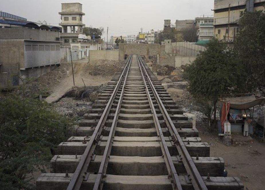 کراچی میں سرکلر ریلوے کی اراضی پر تجاوزات کیخلاف کارروائی کا آغاز