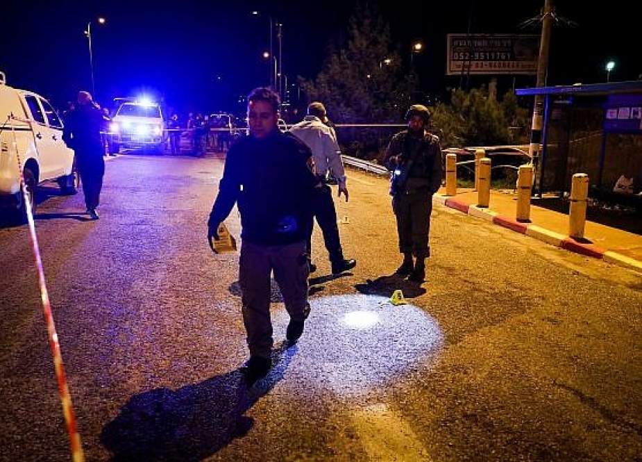 Ofra driving-by shooting injured at least seven Israelis.jpg